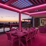 Villa Karat Royal White