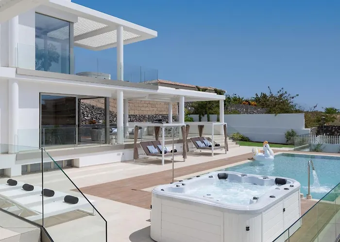 Karat Royal White Vila *