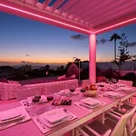 Karat Royal White Villa *