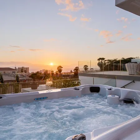 Karat Royal White * Costa Adeje (Tenerife)