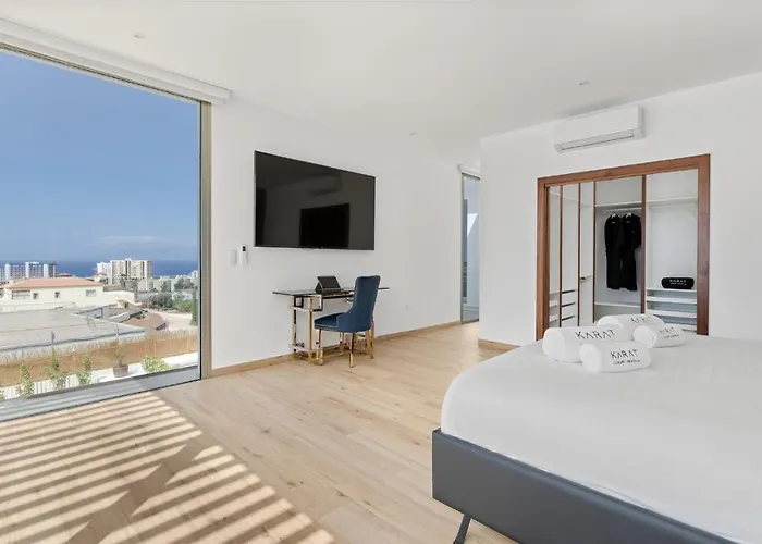 Karat Royal White Costa Adeje