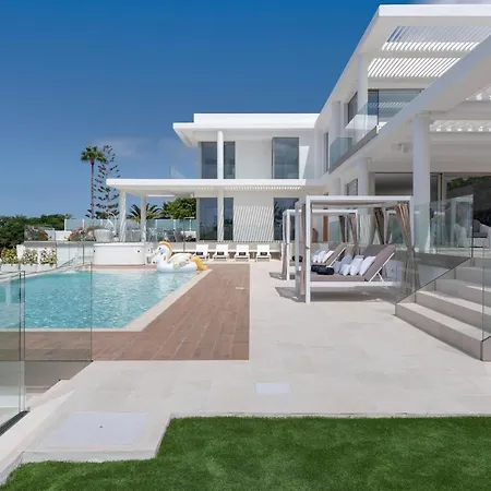 Karat Royal White Willa