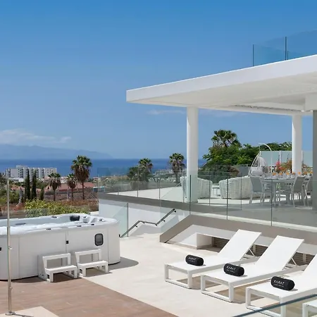 Willa Karat Royal White Costa Adeje (Tenerife)